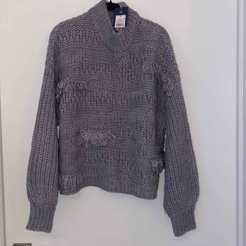 grey knit sweater